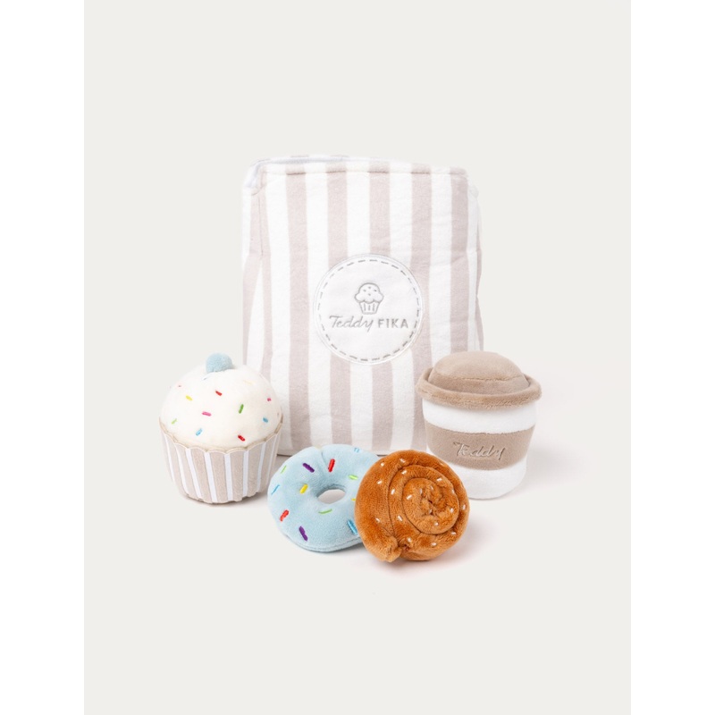 Teddy Fika, Playset