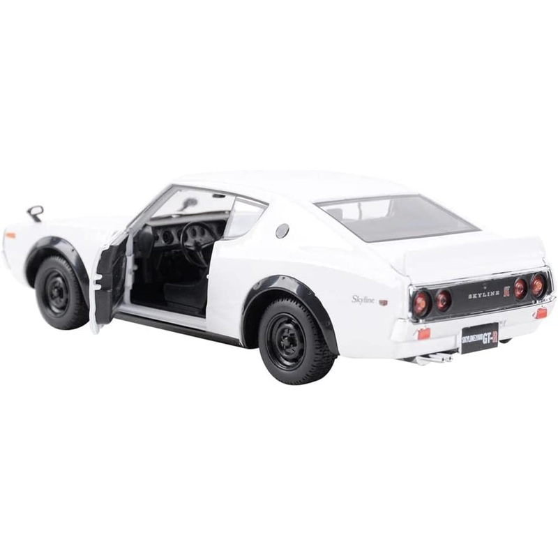 Maisto 1:24 1973 Nissan Skyline 2000GT-R (KPGC110)