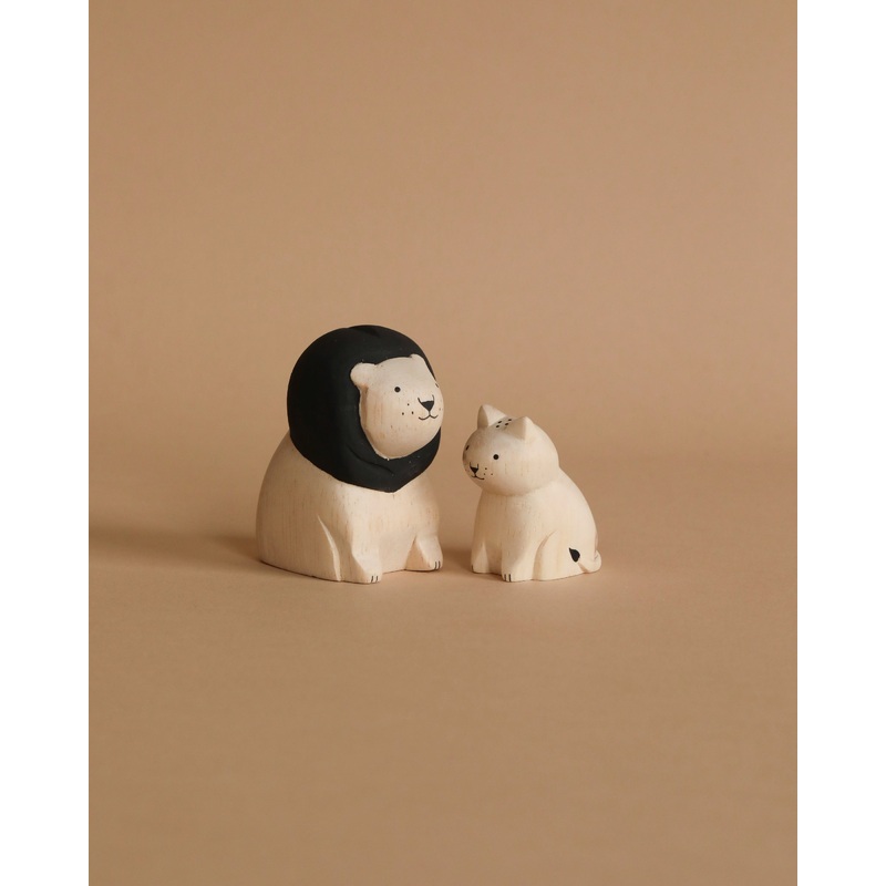 Handmade Tiny Wooden Animals - Lion Family Set of 2
