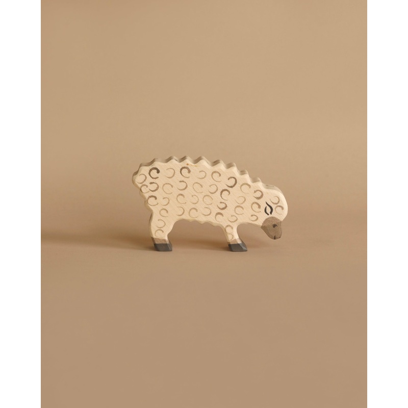 Holztiger Sheep, Eating