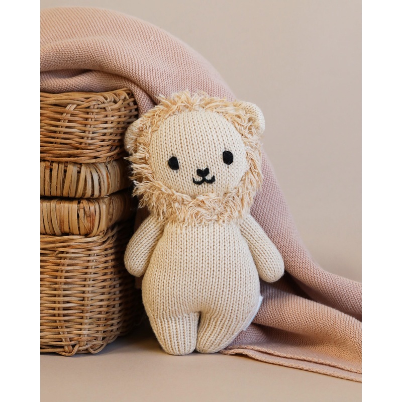Cuddle + Kind Baby Lion
