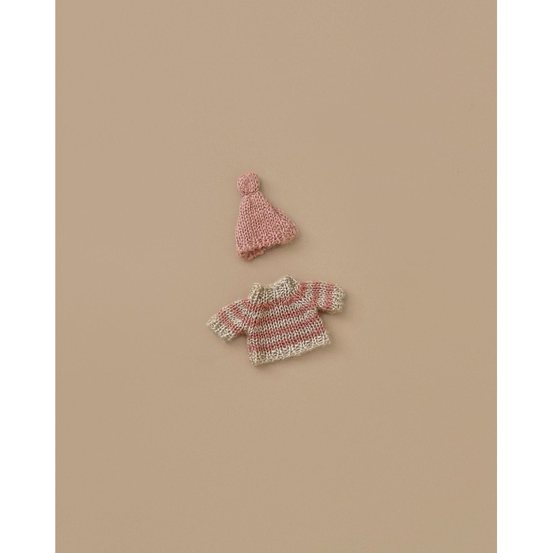 Maileg Knitted sweater and Hat for Big Sister Mouse