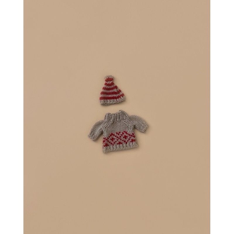 Maileg Knitted sweater and Hat for Mom Mouse