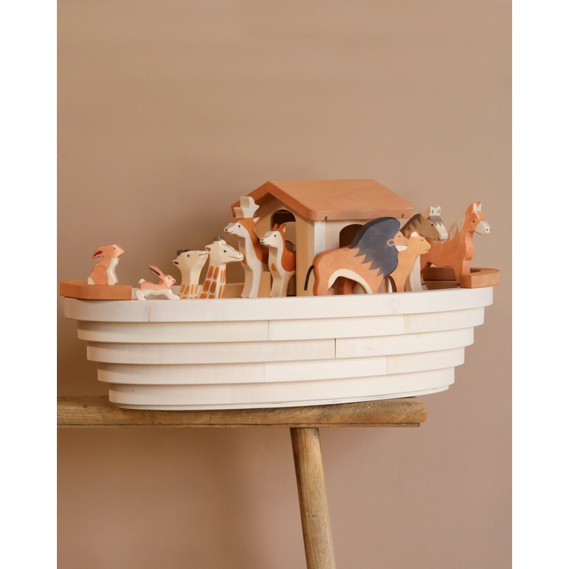Noah's Ark With Animals