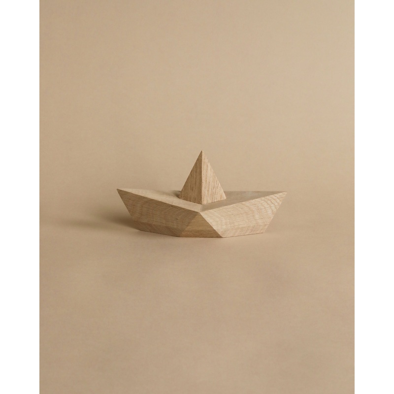 Boyhood Admiral, Large Oak
