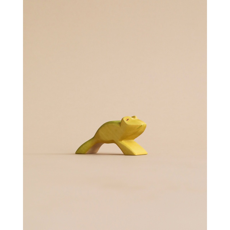 Handmade Holzwald Jumping Frog