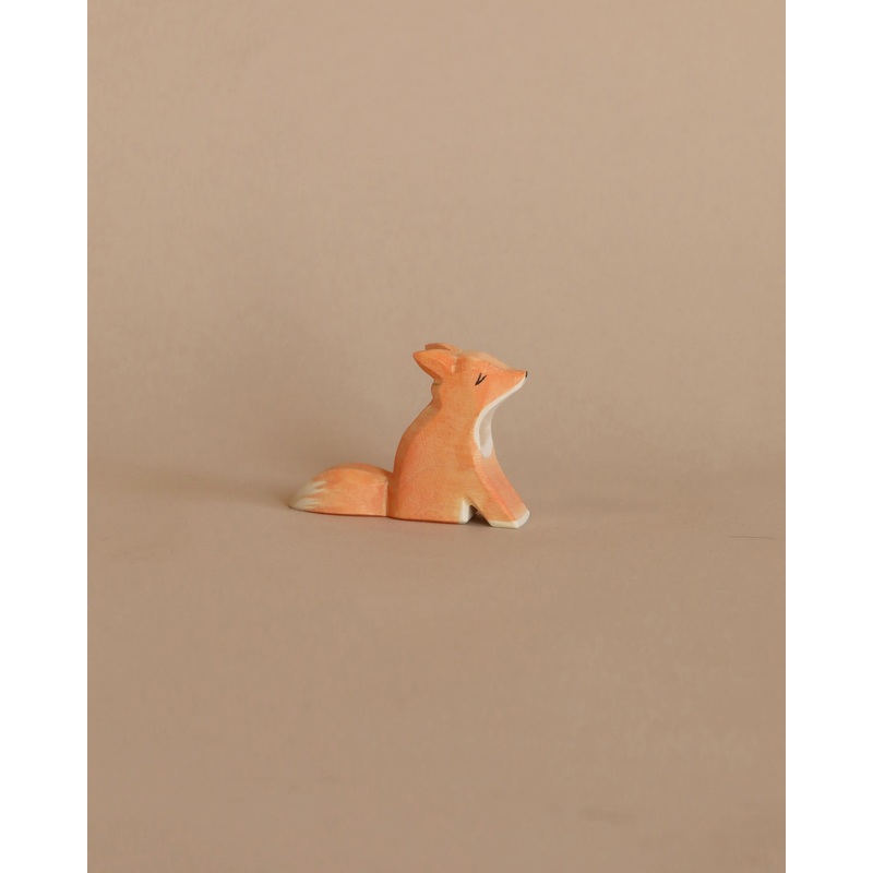 Ostheimer Small Fox - Sitting