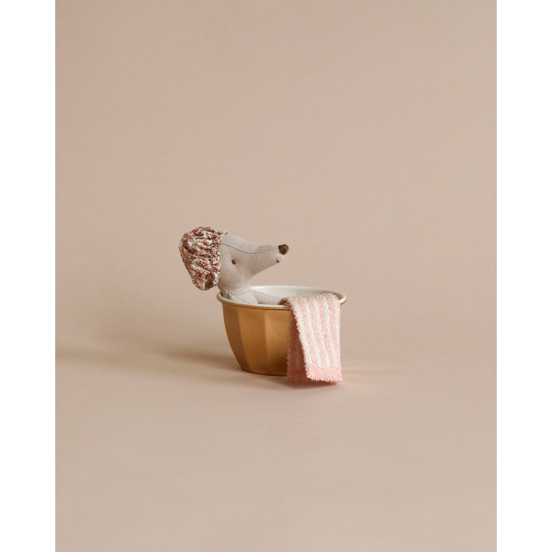 Maileg Wellness Mouse, Big Sister (Rose)