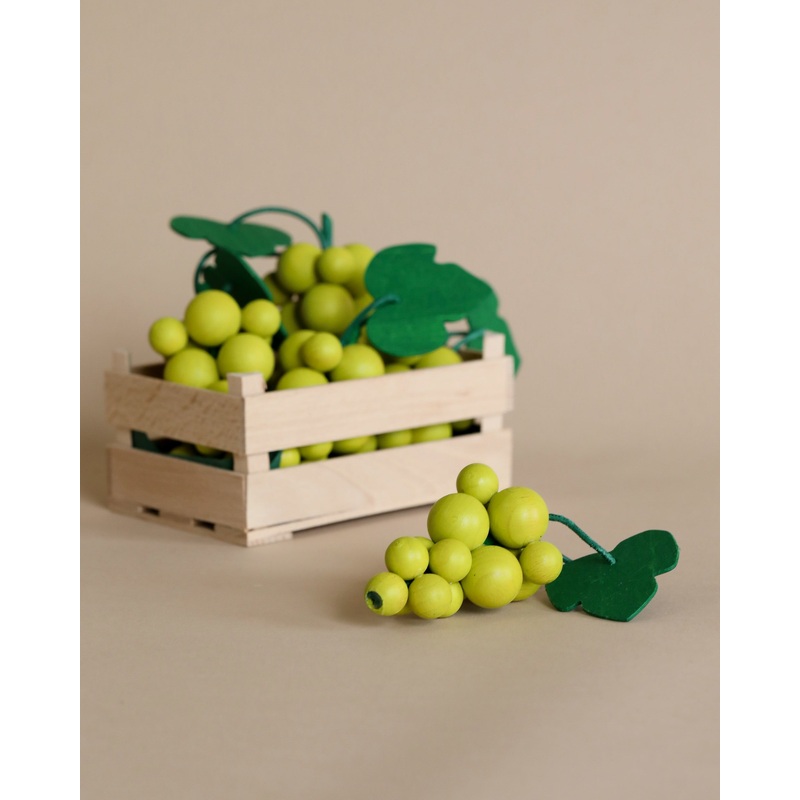 Erzi Green Grapes Pretend Food