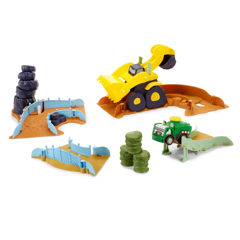 Slammin' Racers Scrapyard Derby