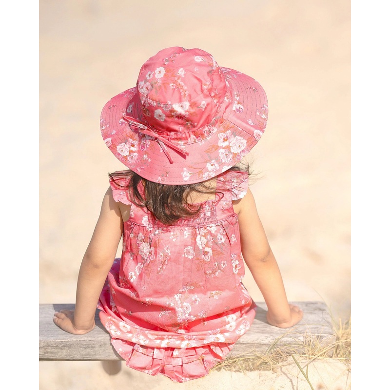 Toshi Sunhat Felicia Scarlet